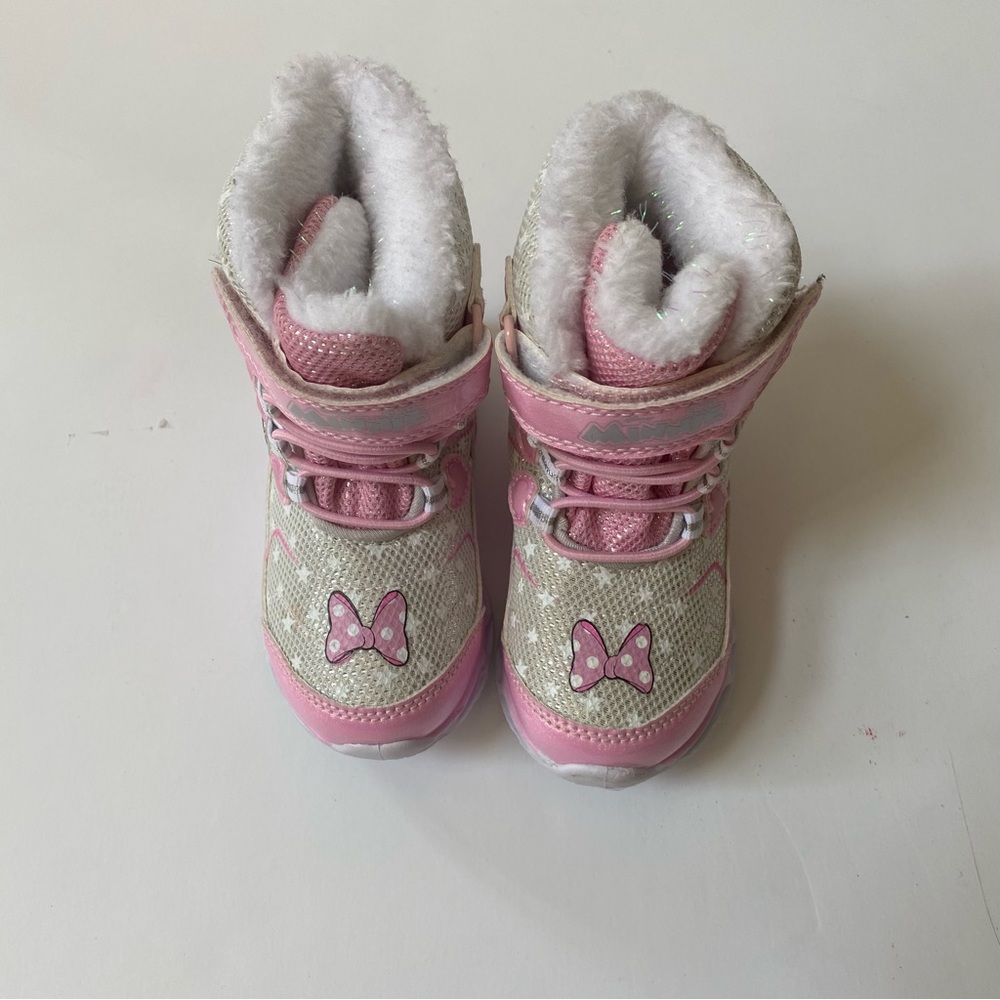 Kids Light up Minnie Mouse boots